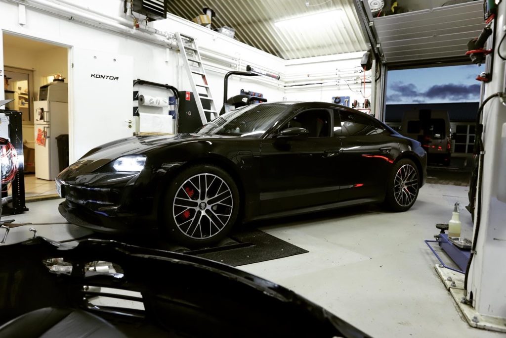 Porsche Taycan Porsche Taycan